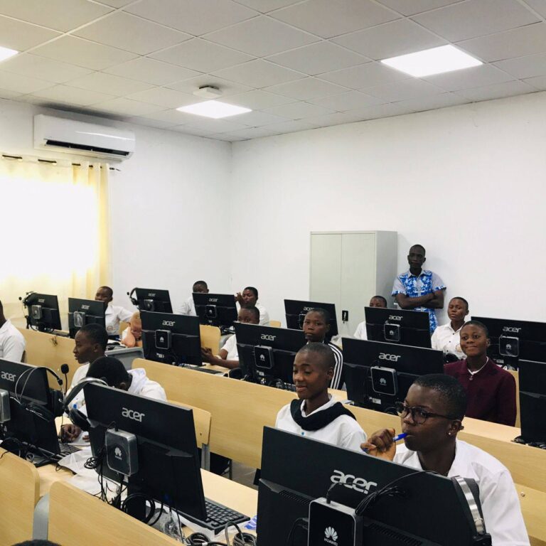 Jerry School Tour : concevoir un ordinateur à partir de zéro